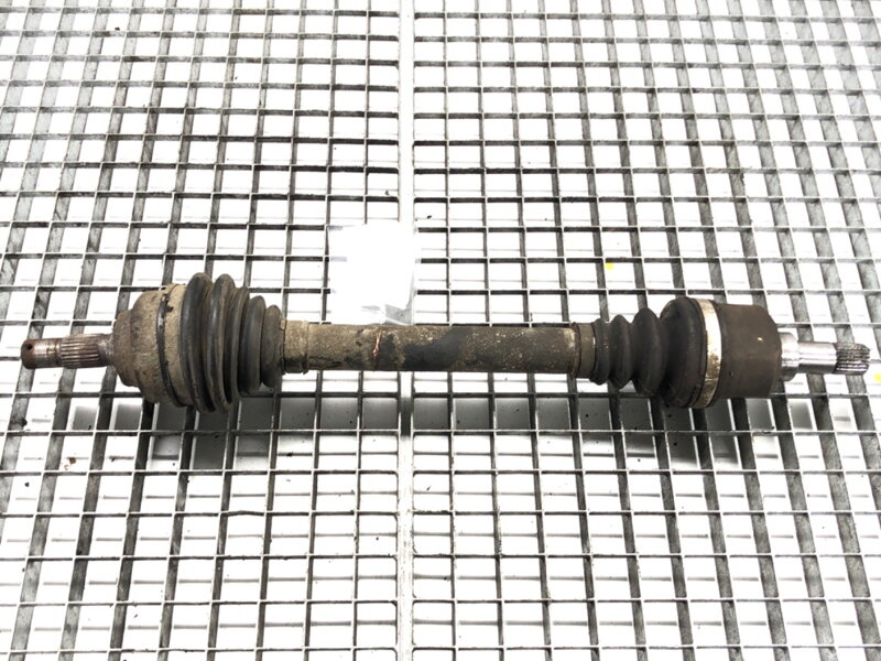 Poloosa levá přední Peugeot 308 I (4A_, 4C_) 2007 - 2016