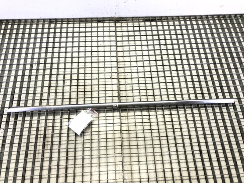 Lišta stírací přední levá chrom Mercedes-benz CLS (C219) 2004 - 2011