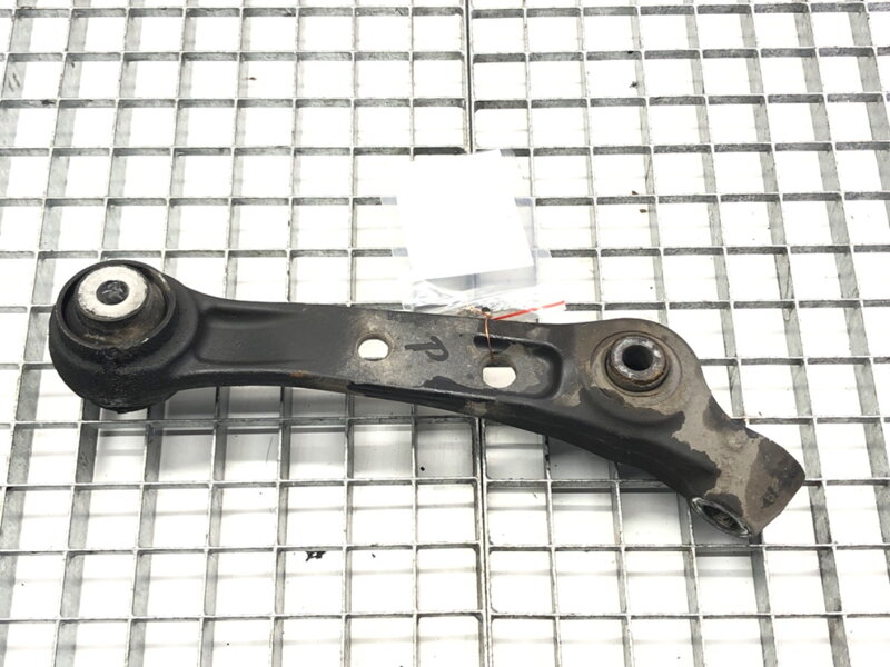 Rameno pravé přední BMW 5 Touring (F11) 2009 - 2017