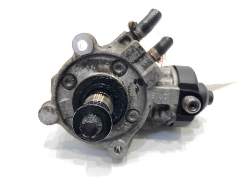 Vstřikovací čerpadlo Toyota Auris Kombi (_E18_) 2013 - 2018 0445010756