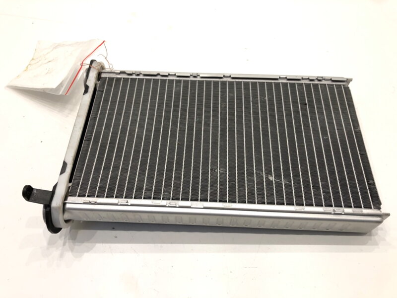 Radiátor topení BMW 3 Gran Turismo (F34) 2012 - 2022 669958H
