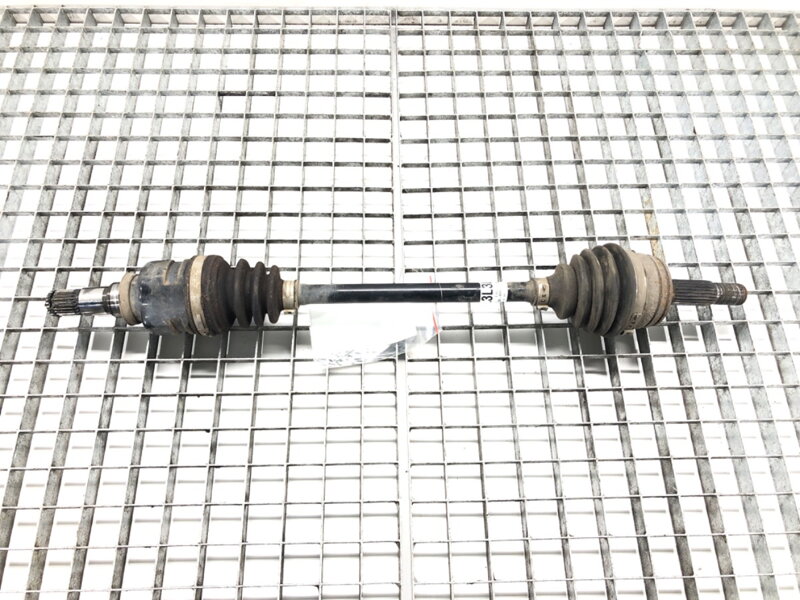 Poloosa levá přední Toyota Aygo (_B4_) 2014 - 2022 43420-0H040