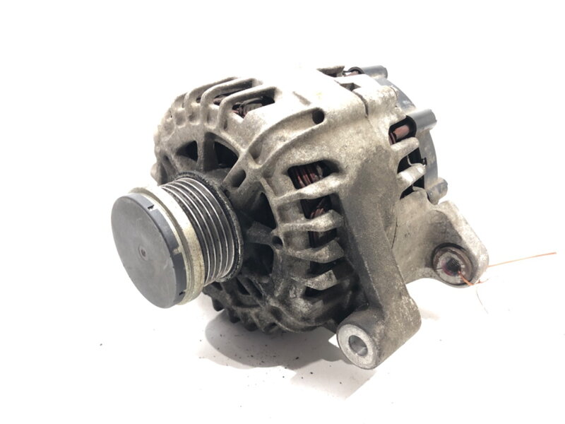 Alternátor Chevrolet Cruze (J300) 2009 - 2022 13581893