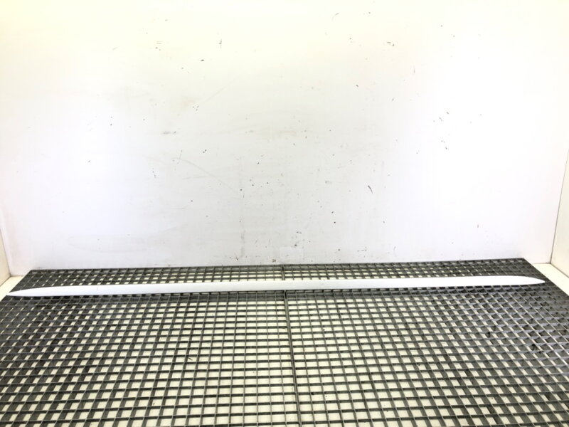 Lišta prahová levá Audi A4 B8 Avant (8K5) 2007 - 2015 8K0854931A