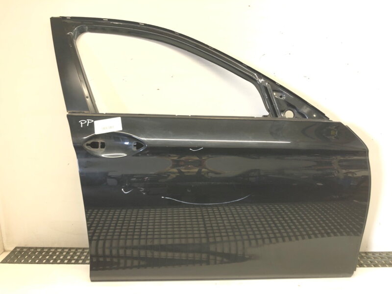 Dveře pravé přední BMW 5 (F10) 2009 - 2016