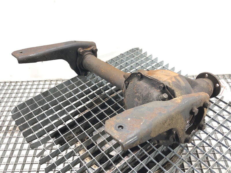 Diferenciál přední Mitsubishi Pajero I (L04_G, L14_G) 1982 - 1991 KN31