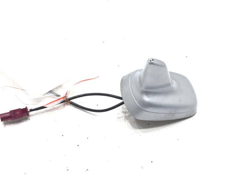 Anténa Audi Q5 (8RB) 2008 - 2017 8R0035503E