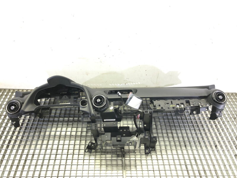 Palubní deska / kokpit Mazda 2 (DL, DJ) 2014 - 2022