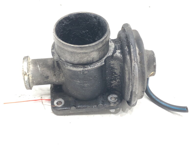 Škrticí klapka BMW 5 (E39) 1995 - 2003 7785452