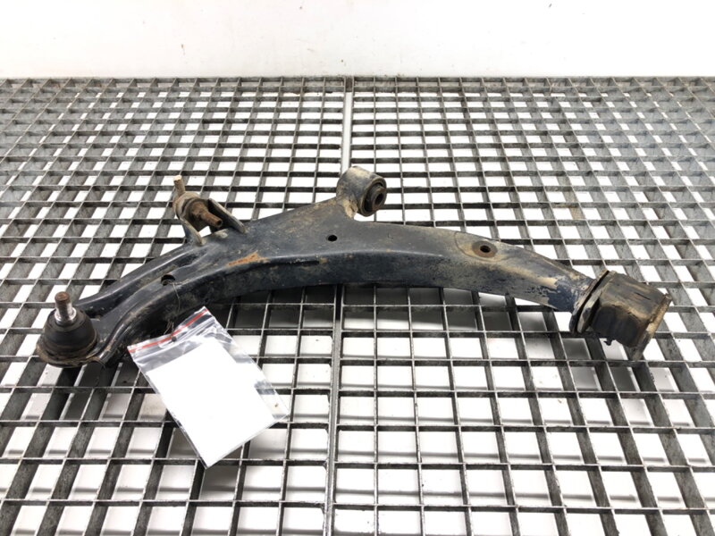 Rameno levé přední Honda Hr-v (GH) 1999 - 2022