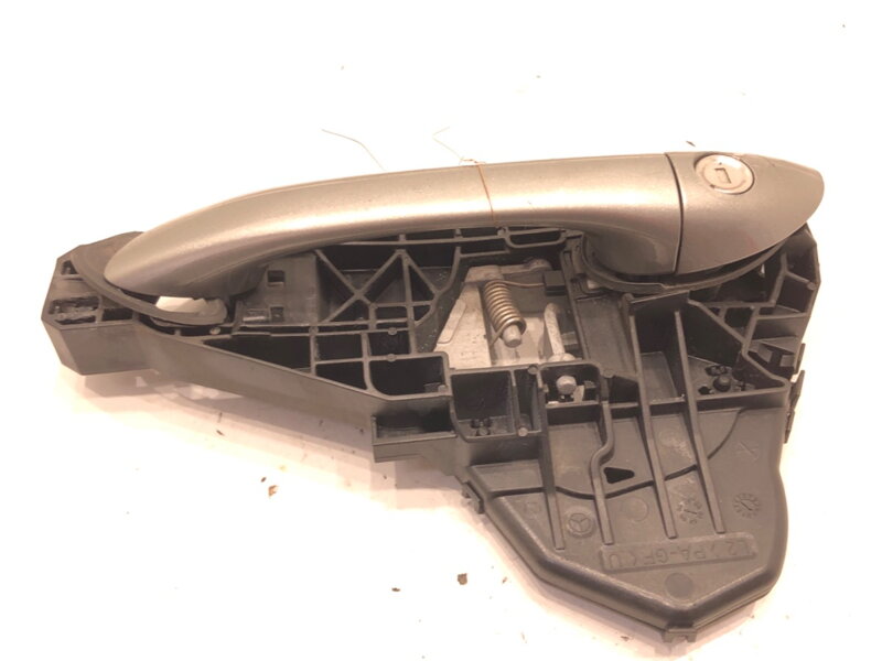 Klika vnější levá přední Mercedes-benz Class A (W169) 2004 - 2012 A1697600134