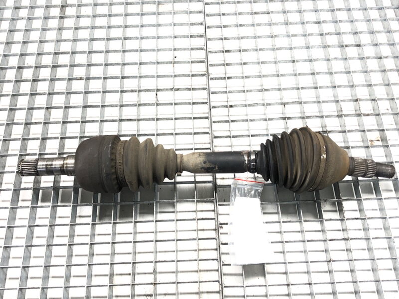 Poloosa levá přední Opel Signum Liftback (Z03) 2003 - 2008