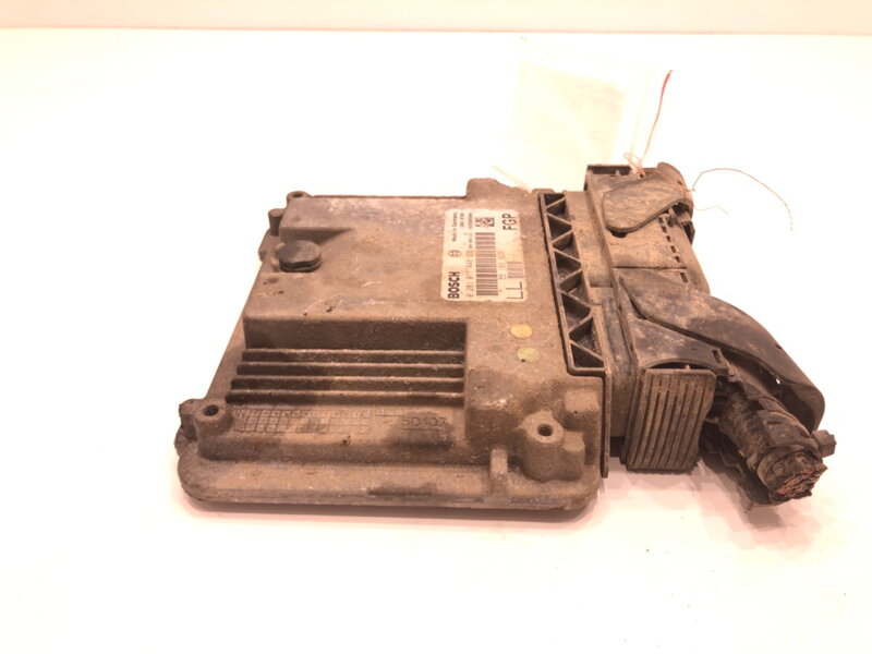 Řídicí jednotka motoru Opel Vectra C GTS (Z02) 2002 - 2009 0281011448