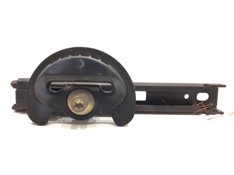 Posuvník regulace čela levé Peugeot 308 I (4A_, 4C_) 2007 - 2016 5507371