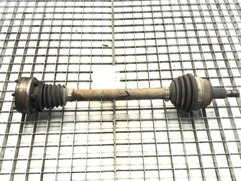 Poloosa levá přední Audi A3 (8L1) 1996 - 2006