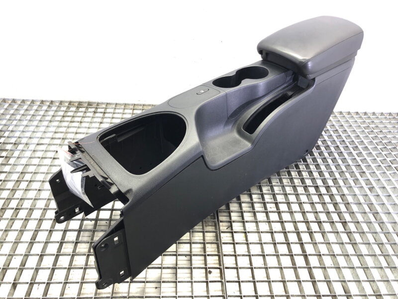 Loketní opěrka Nissan Qashqai / Qashqai + 2 I (J10, NJ10, JJ10E) 2006 - 2014