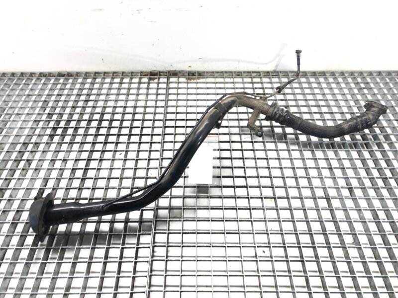 Potrubí nalévacího hrdla paliva Mitsubishi Outlander III (GG_W, GF_W, ZJ, ZL, ZK) 2010 - 2022