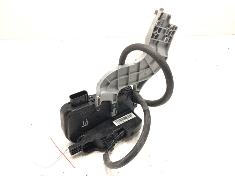 Zámek dveří pravý zadní KIA Sportage III (SL) 2009 - 2022 81420-3U000