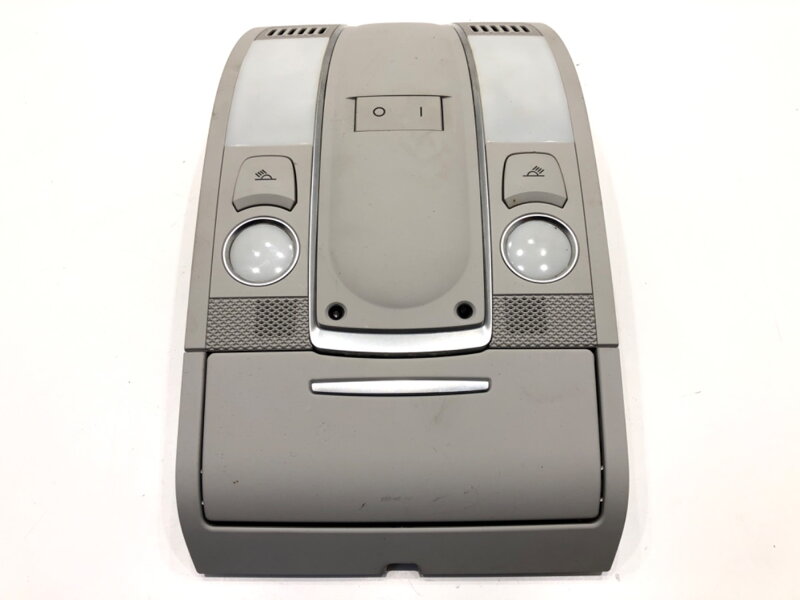 Stropní světlo Audi A6 C6 (4F2) 2004 - 2011 4F0947135BP