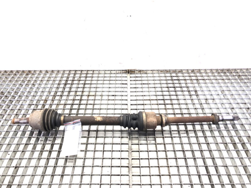 Poloosa pravá přední Citroen C4 I (LC_) 2004 - 2014