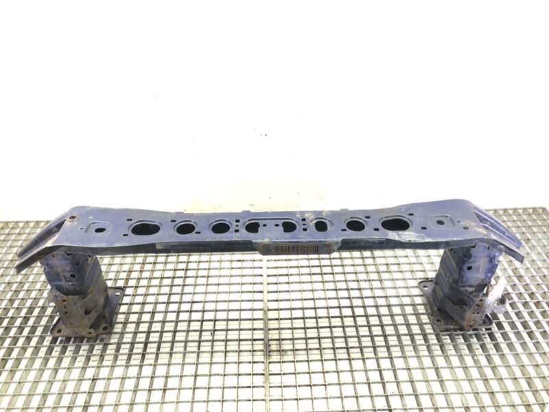 Výztuha nárazníku přední Ford Focus III 2010 - 2022