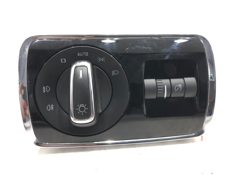 Spínač světel NA přístrojové desce Skoda Superb II Kombi (3T5) 2009 - 2015 3T0941431B