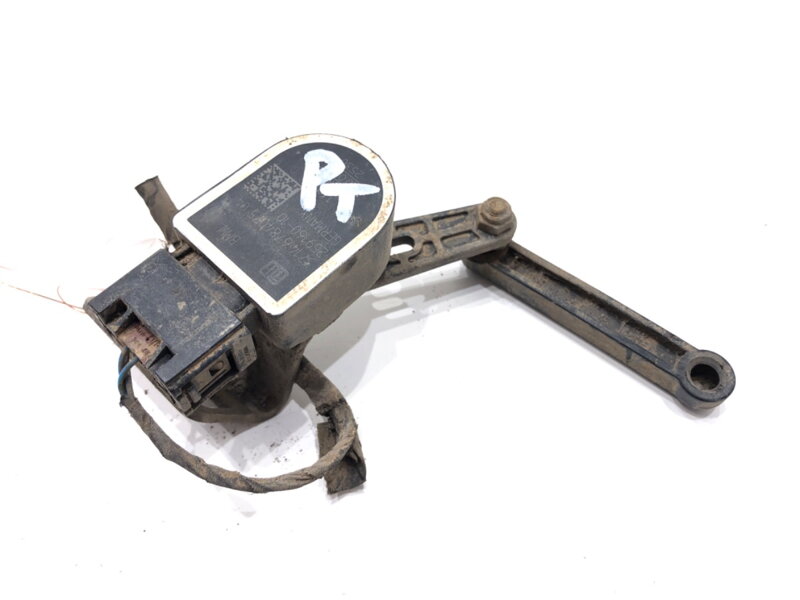 Čidlo náklonu xenon zadní pravý BMW 5 Touring (F11) 2009 - 2017 6784075