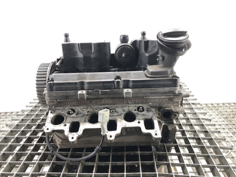 Hlava válců VW Polo V (6R1, 6C1) 2009 - 2022 03P103286