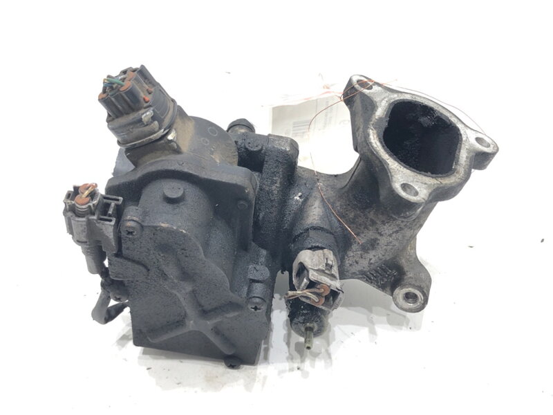 Škrticí klapka Toyota Avensis (_T25_) 2003 - 2008