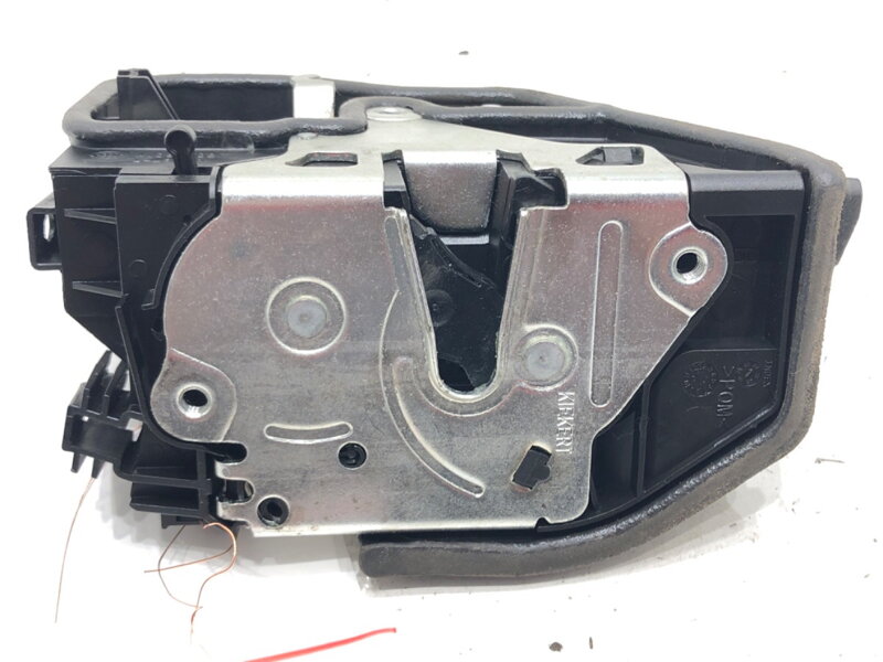 Zámek dveří pravý zadní BMW 4 Gran Coupe (F36) 2014 - 2022 7229460