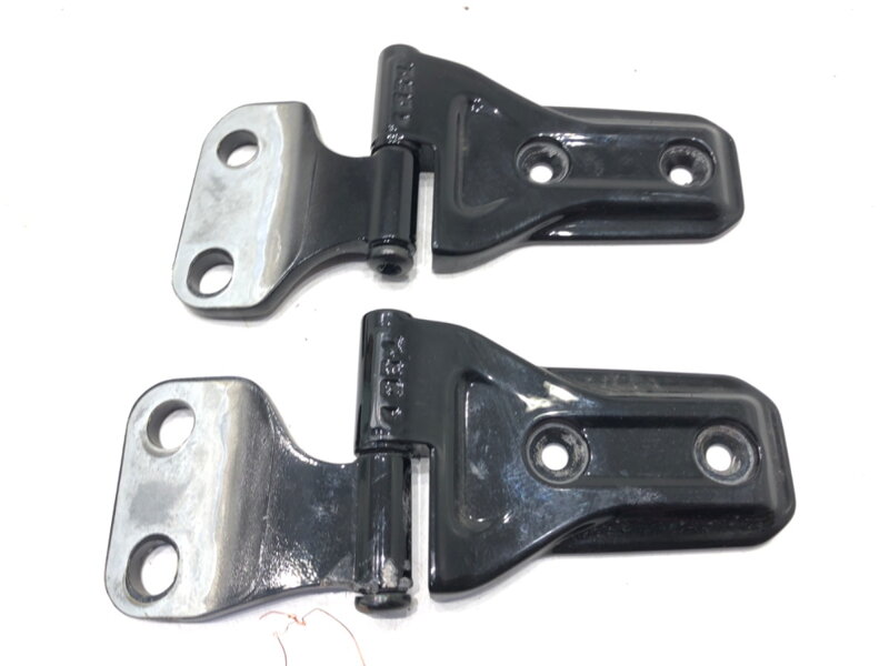 Panty dveře přední levé Jeep Wrangler IV (JL) 2017 - 2022 68297679