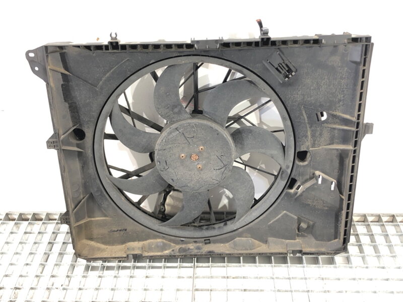 Ventilátor chladiče BMW 1 (E87) 2003 - 2013 7523258