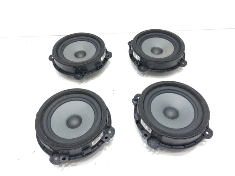 Reproduktory sada Hyundai Kona (OS, OSE, OSI) 2017 - 2022 96330-J9000