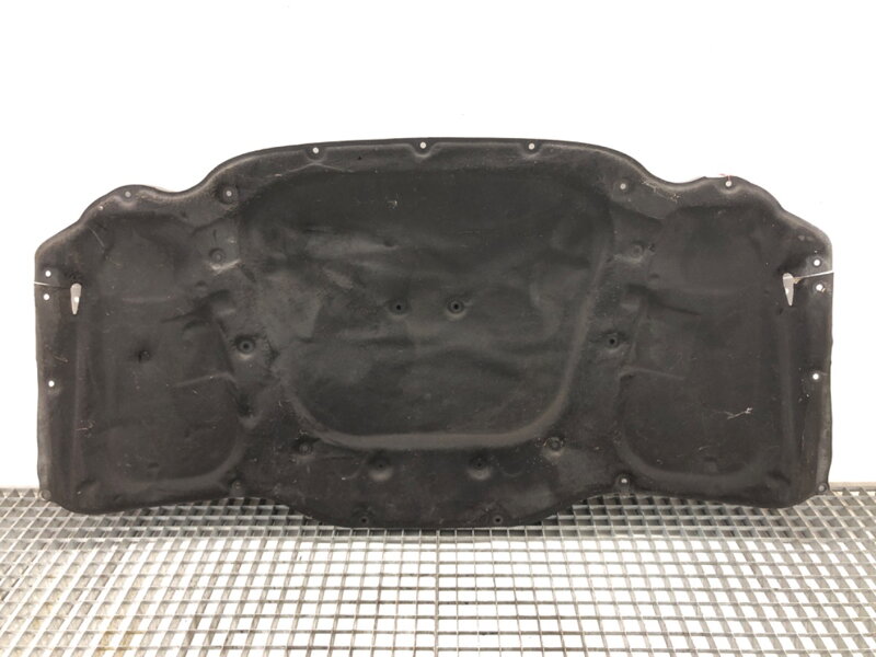 Odhlučnění kapoty BMW 7 (E65, E66, E67) 2001 - 2009