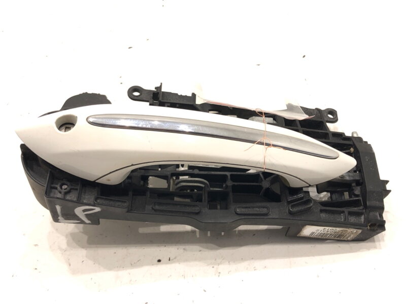 Klika vnější levá přední BMW 5 (F10) 2009 - 2016