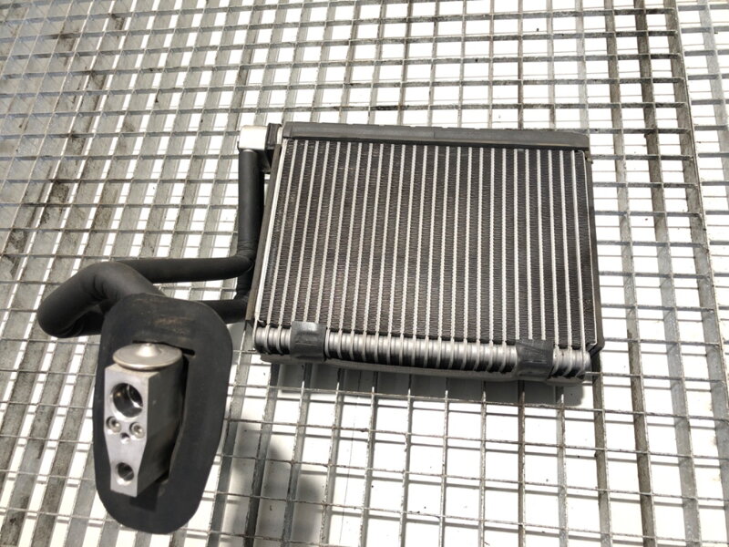 Radiátor topení DAF CF 2013 - 2022