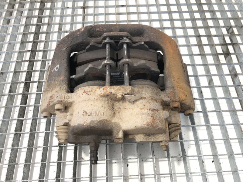 Brzdový třmen pravý přední Iveco A80D003V