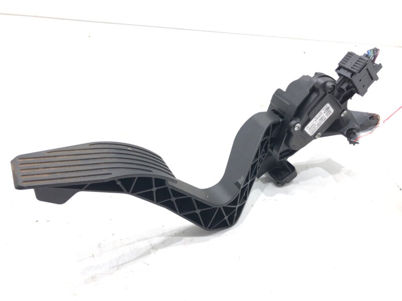 Plynový pedál Fiat Tipo Liftback (356_) 2016 - 2022 51987018