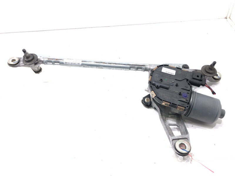 Mechanismus stěračů přední Audi A4 B9 (8W2, 8WC) 2015 - 2022 8W1955119B