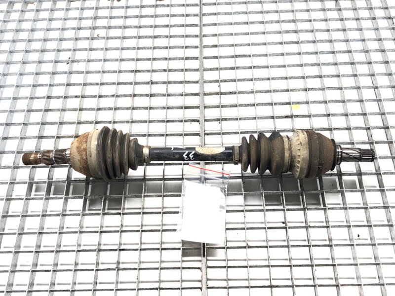 Poloosa levá přední Opel Astra H Kombi (A04) 2004 - 2014