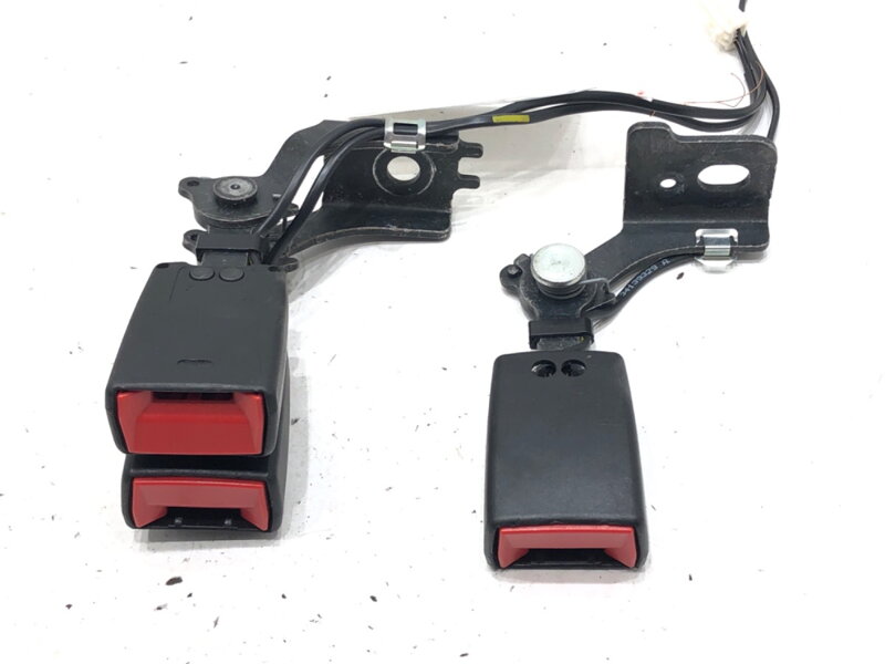 Spona čela zadní sada Peugeot 308 SW II (LC_, LJ_, LR_, LX_, L4_) 2014 - 2021 98002028XX_98002031XX