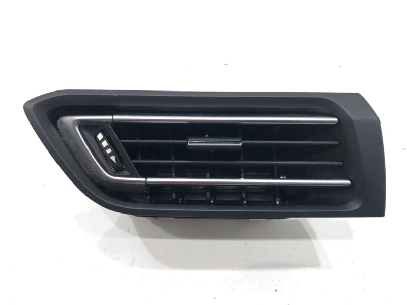 Mřížka ventilace středová Peugeot 308 SW II (LC_, LJ_, LR_, LX_, L4_) 2014 - 2021 96778765