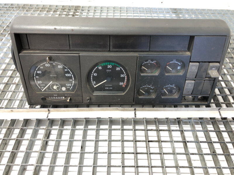 Přístrojová deska rozváděcí tachometr budíky budíky Iveco Eurocargo I-iii 1991 - 2015 98472688