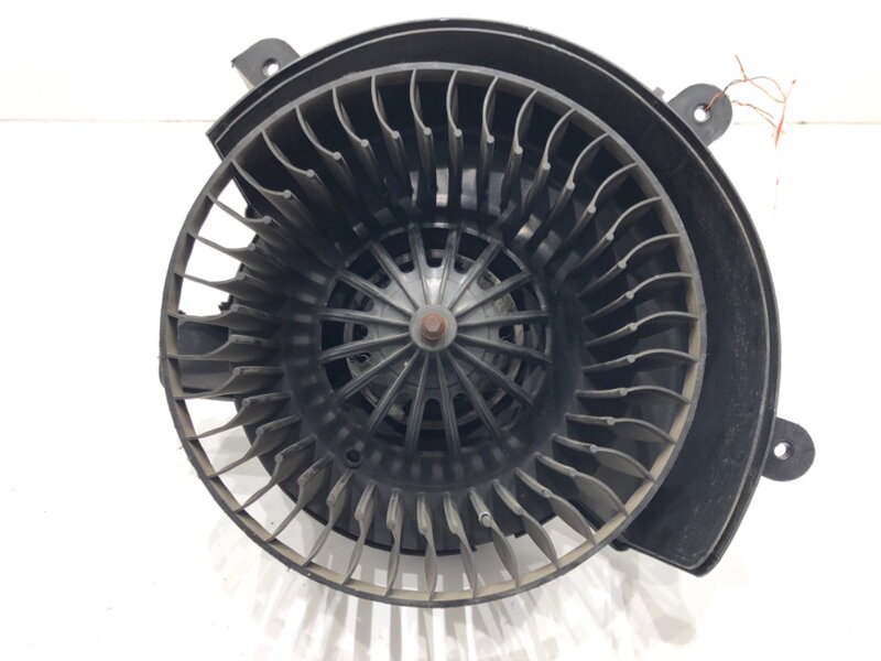 Ventilátor topení Opel Zafira B (A05) 2005 - 2015 D9376000
