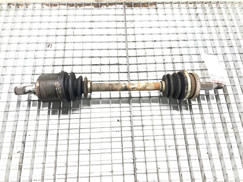 Poloosa levá přední KIA Sportage II (JE_, KM) 2004 - 2022