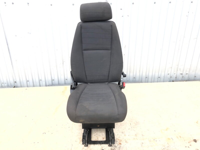 Sedadlo pravé přední Scania P , G , R , T - Series 2003 - 2022