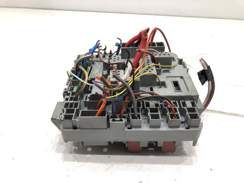 Pojistková skříňka Fiat Tipo Sedan (356_) 2015 - 2022 52028777