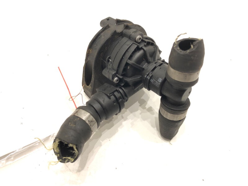 Přídavná vodní pumpa Mini Mini (F56) 2013 - 2022 9470972