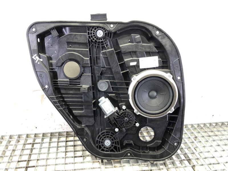 Stahovačka okna levá zadní Hyundai I30 (PDE, PD, PDEN) 2016 - 2022 83470-G4020