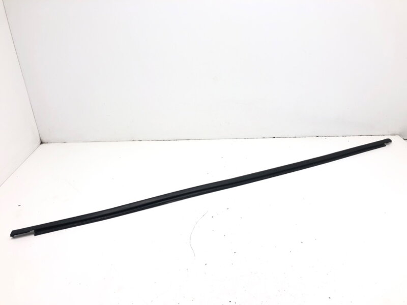 Lišta stírací zadní pravá Skoda Octavia III Combi (5E5, 5E6) 2012 - 2022 5E9839477/478